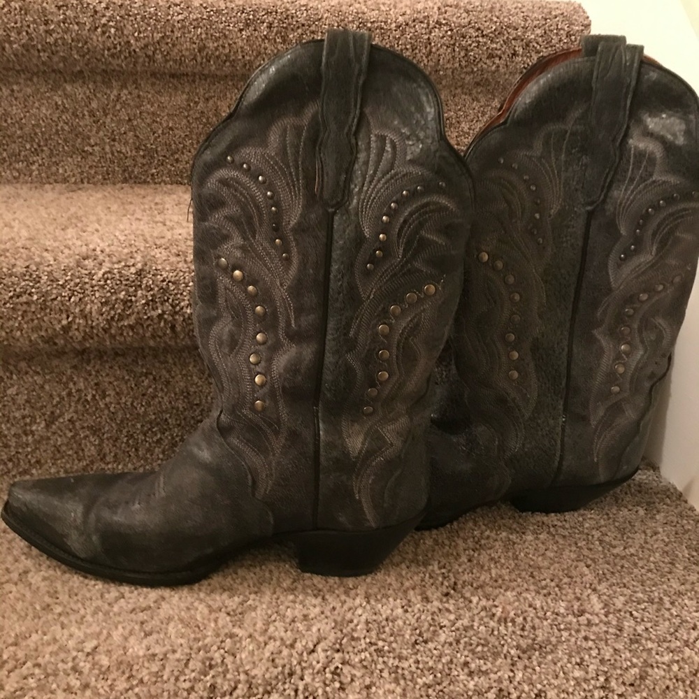 Dan Post women’s cowboy boots!! REDUCED PRICE!